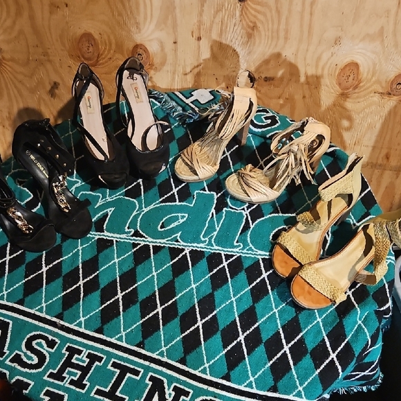 Stylish High Heel Sandals Collection - Picture 1 of 5